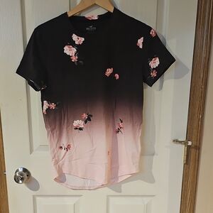 Mens Hollister Black and Pink Gradient Floral Tee